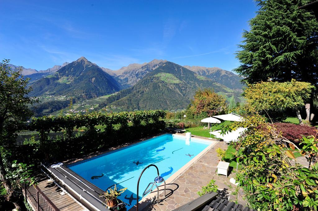 Haus Artus Aparthotel Schenna Exterior photo