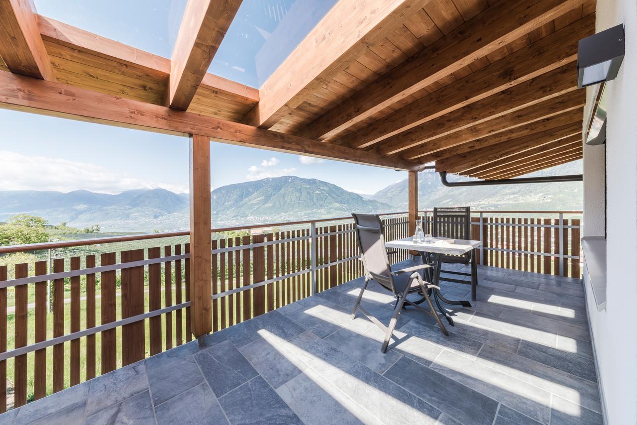 Haus Artus Aparthotel Schenna Exterior photo